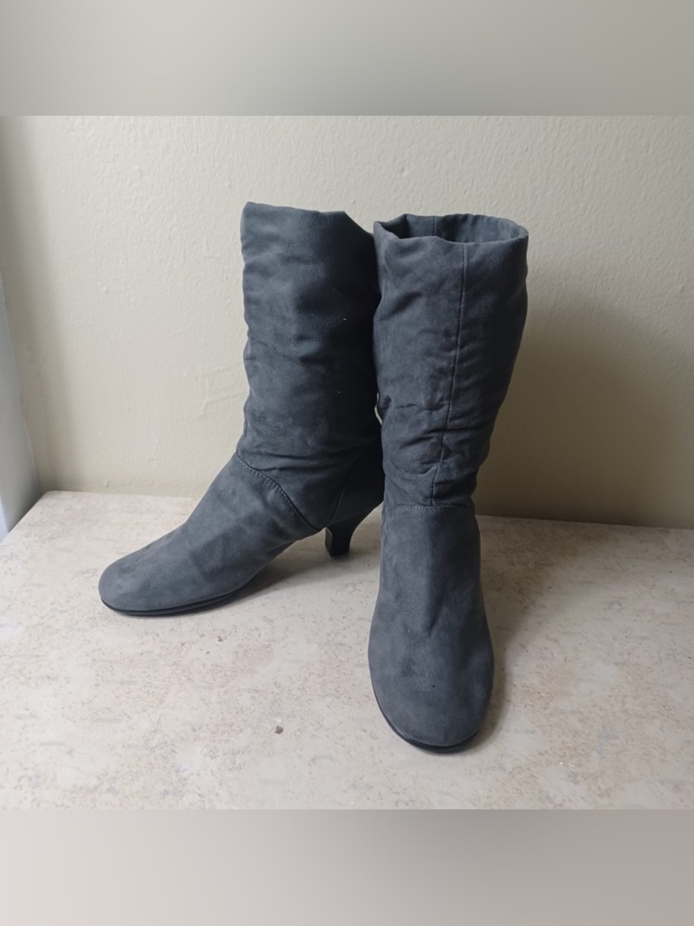 AEROSOLES Gray Mid-Calf Slouchy Heeled Boots